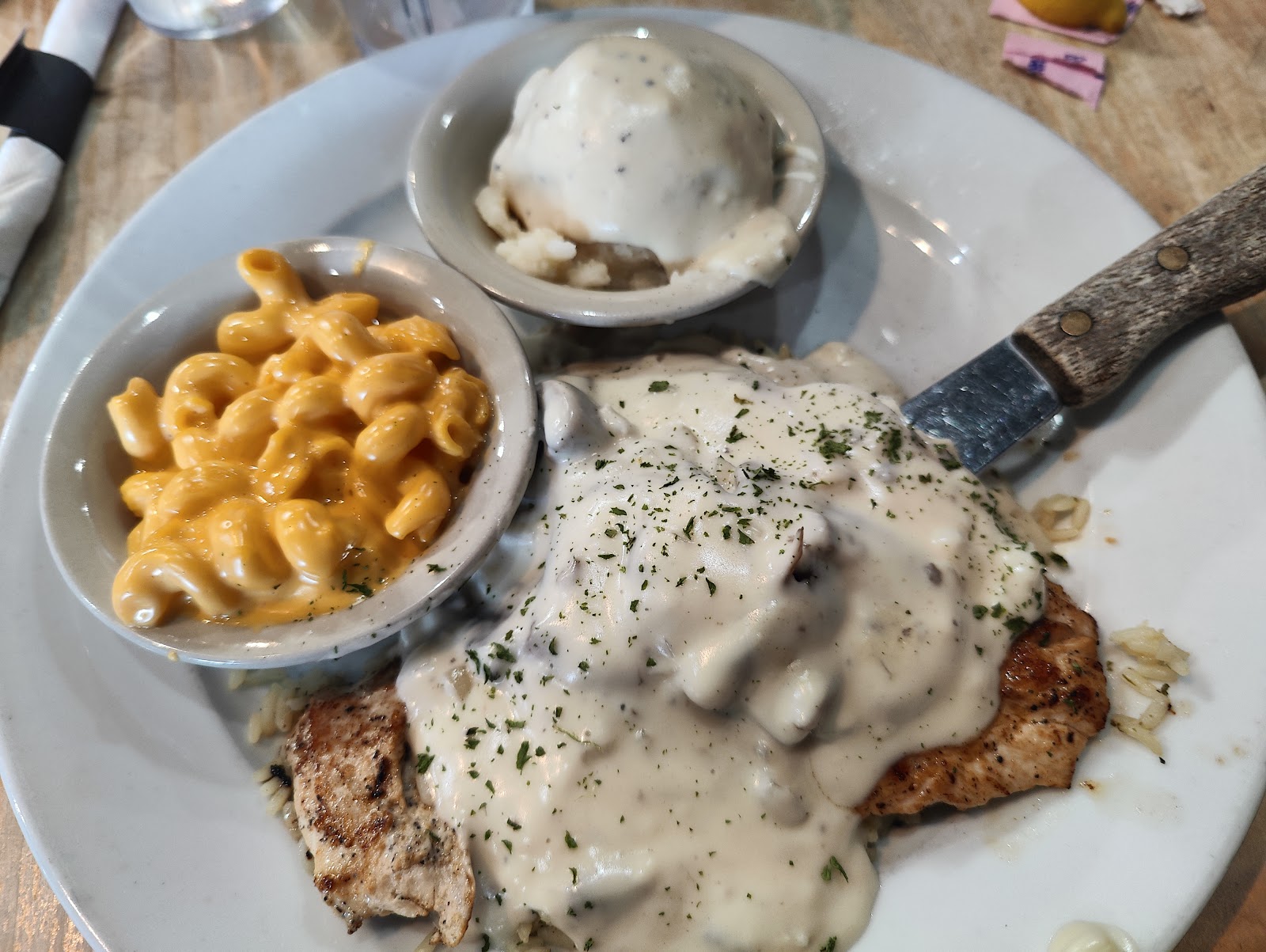 1838 Grill meal